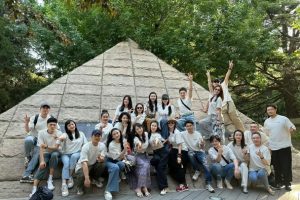 刘亦菲素颜现身北电20周年同学聚会,“神仙颜值”断层式惊艳全场