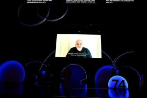 英国名导麦克李抱病夺金贝壳奖 新片恐成最后一舞_中国娱乐网_内地香港澳门台湾电影电视歌曲娱乐明星新闻
