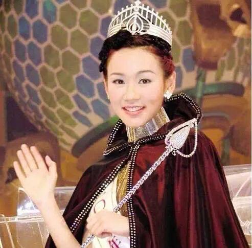 女明星“去父留子”火了!很酷,但别急着羡慕……