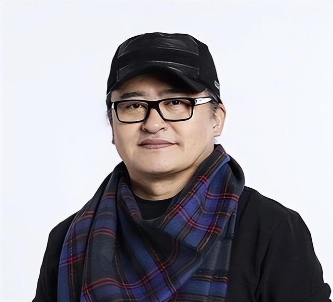 去世仅2天，人民日报对刘欢的称呼变了，5字之差释放信号不一般