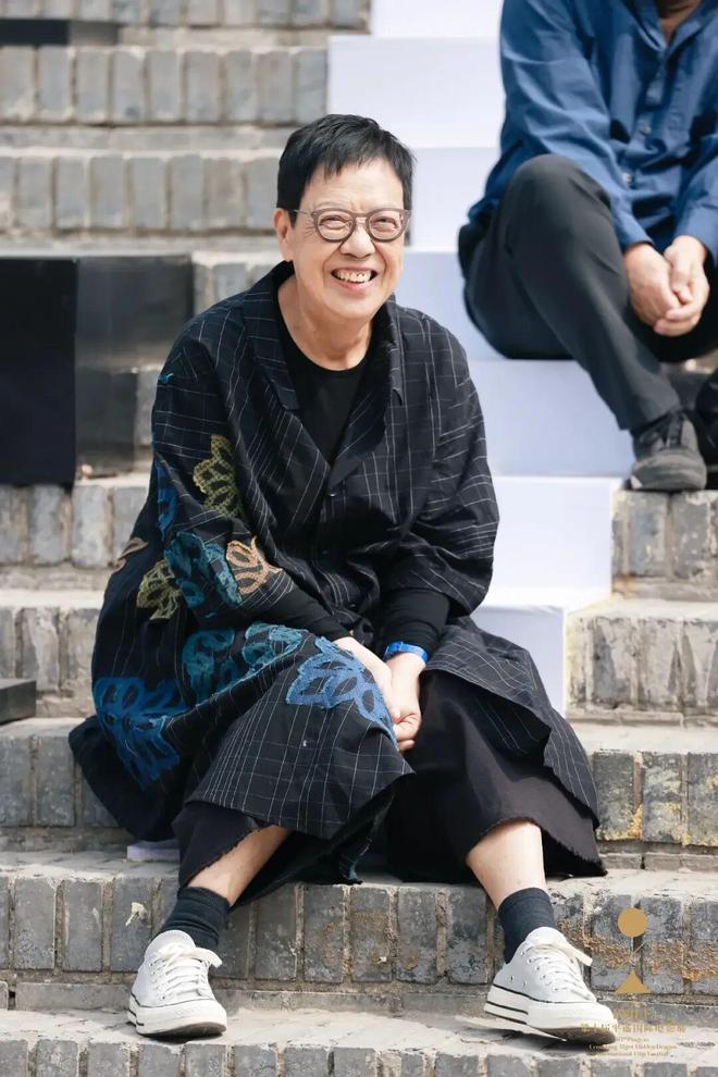 时隔5年,79岁许鞍华再次检讨《第一炉香》:“马思纯里里外外都不符合这个角色的要求”