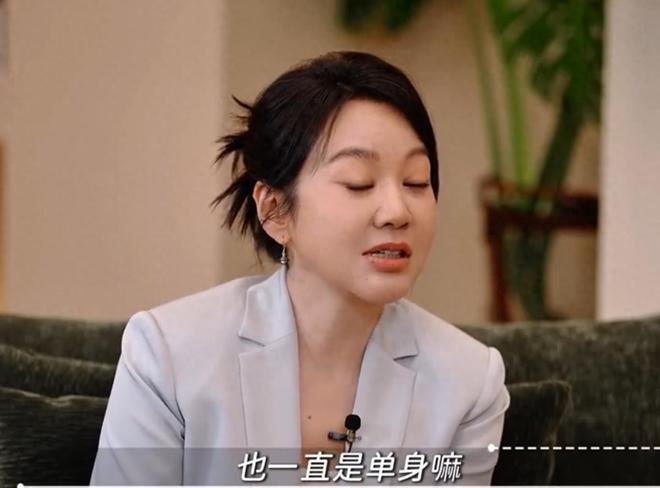 55岁闫妮自曝一直单身仍相信爱情，有人给她介绍对象，听到对方50多岁直言太老_中国娱乐网_内地香港澳门台湾电影电视歌曲娱乐明星新闻