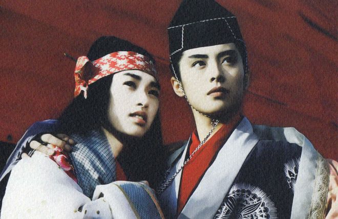 这个消失20年的顶级女明星,居然复出了