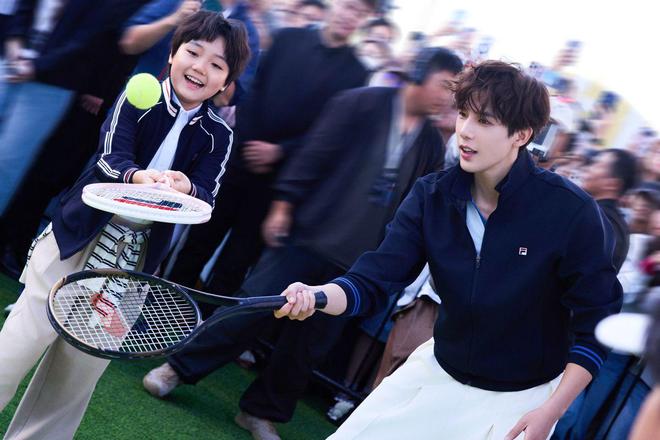 王安宇亮相「Have A Fila Day」网球嘉年华,解锁中网观赛新体验