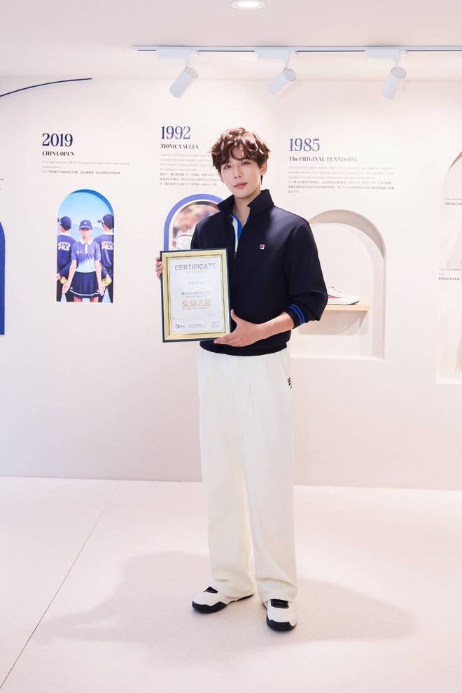 王安宇亮相「Have A Fila Day」网球嘉年华,解锁中网观赛新体验