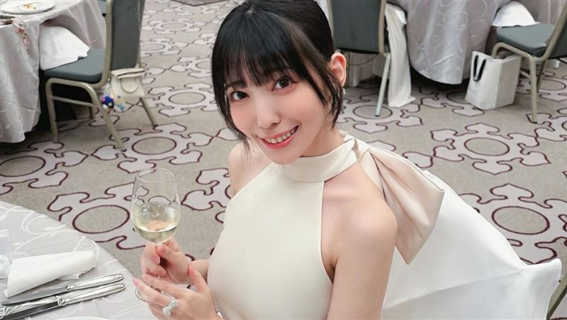 可爱童星长大后拍成人片当女优！曾跨补教界当老师　感慨转型不顺利_中国娱乐网_内地香港澳门台湾电影电视歌曲娱乐明星新闻