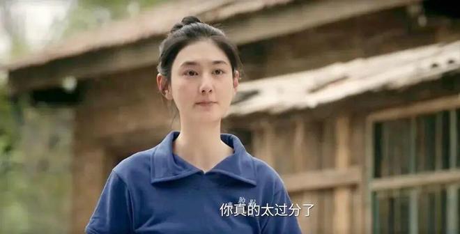 一场深夜直播:有人在骂,有人在吃瓜......