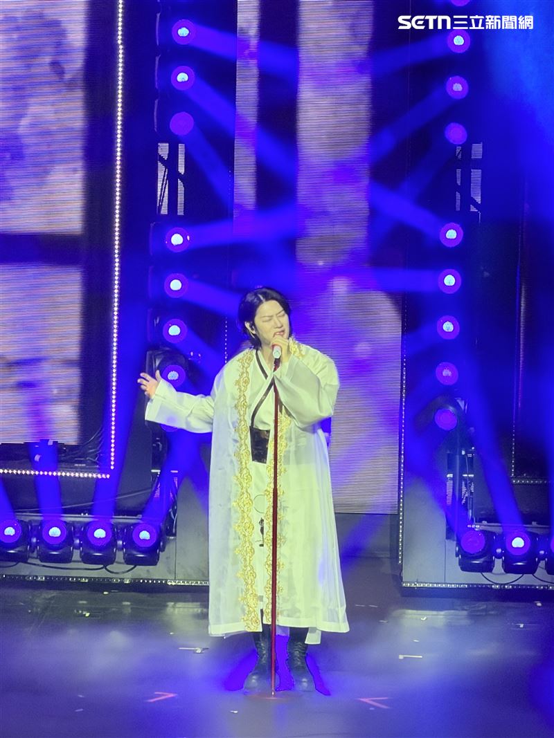 利特、希澈组成的「SJ-83z」登上高雄流行音乐中心演出。（图／记者王培骅摄影）
