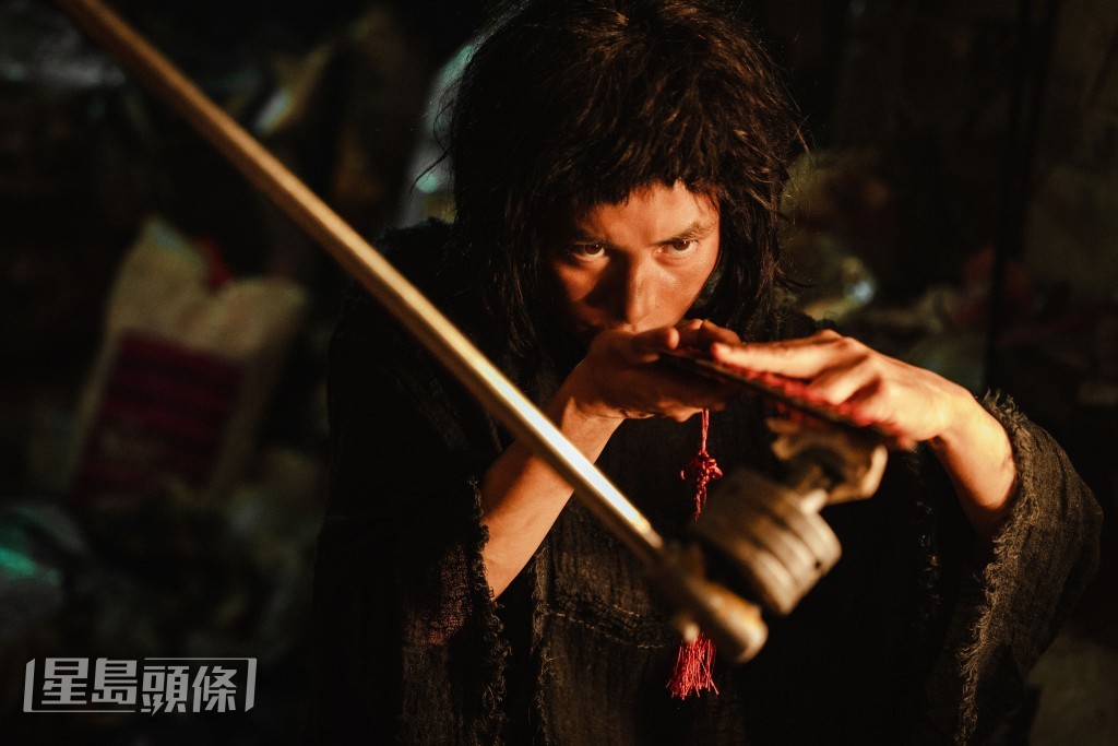 剧中的超仪透过死者遗物帮他们超渡，故此她认为其角色是一名女侠。