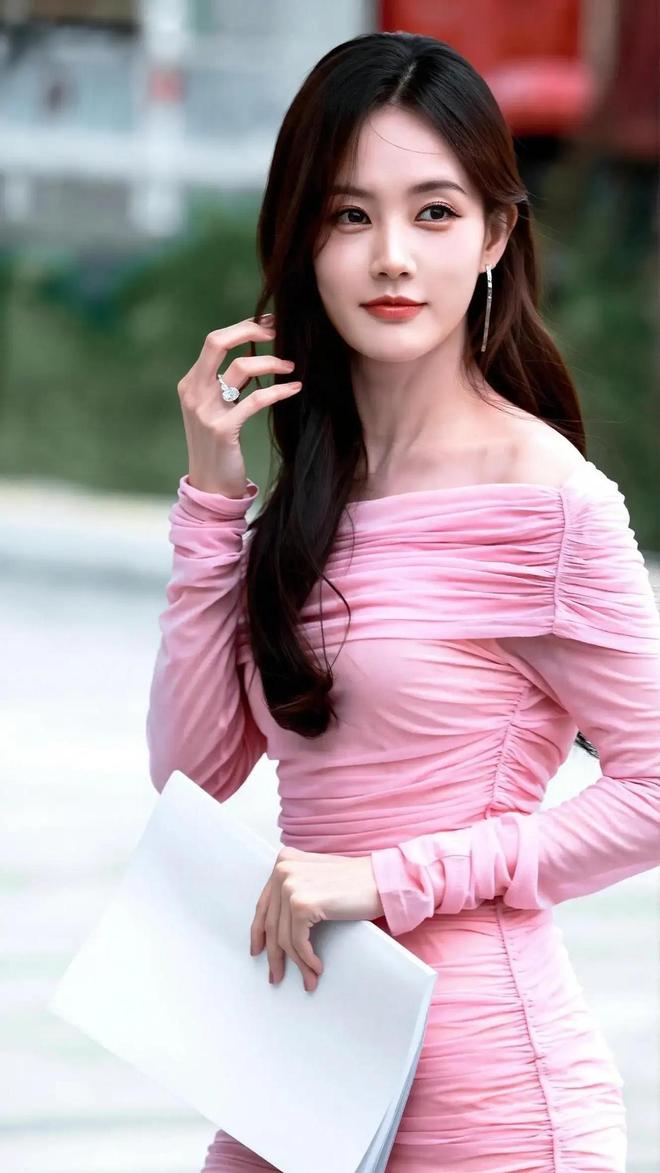 36岁女星李一桐自曝被骗金额高达六七位数,直言这辈子不会再借钱给别人