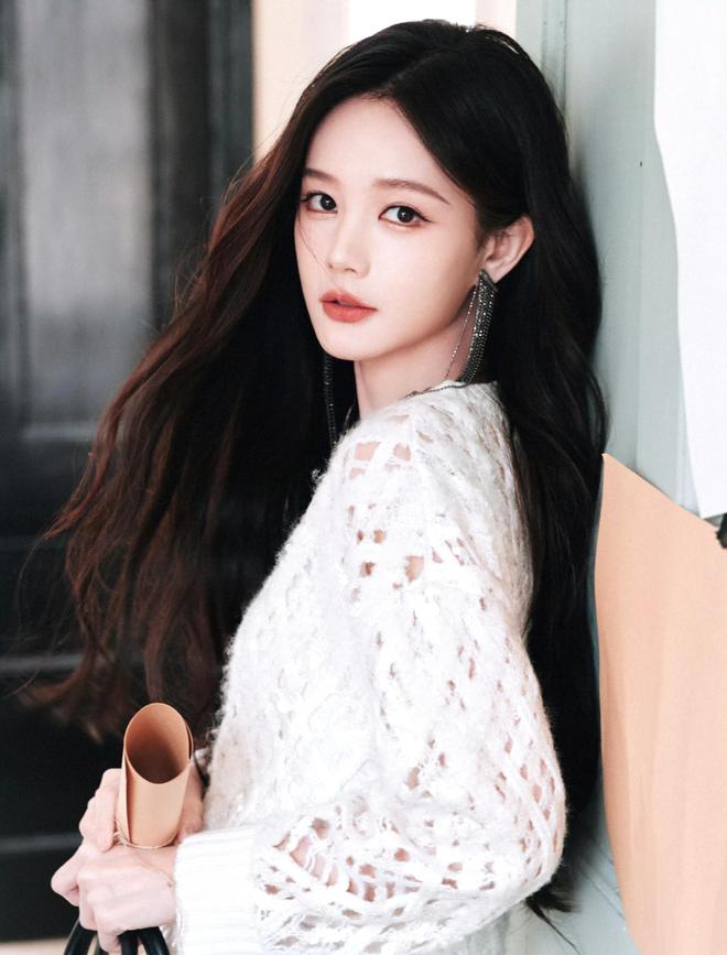 36岁女星李一桐自曝被骗金额高达六七位数,直言这辈子不会再借钱给别人