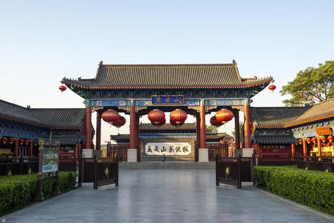从雪饼猴到史元庭，一个NPC凭什么带火一座城