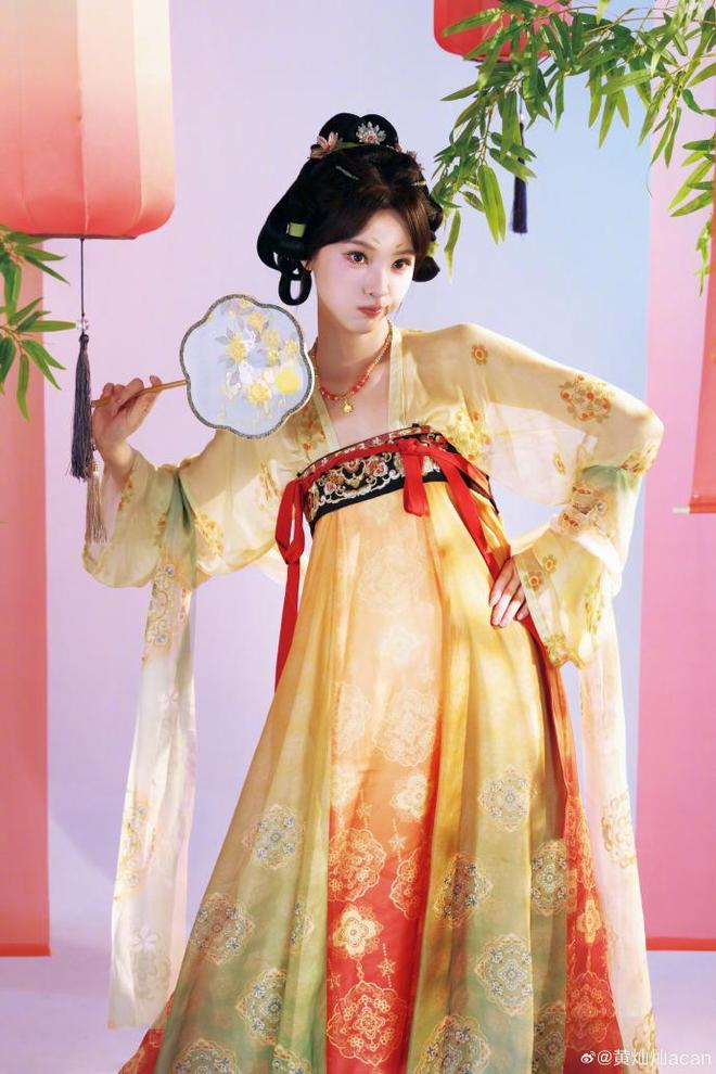 黄灿灿自曝十月还未争取到进组工作,决定上课提升自己迎接下次机会
