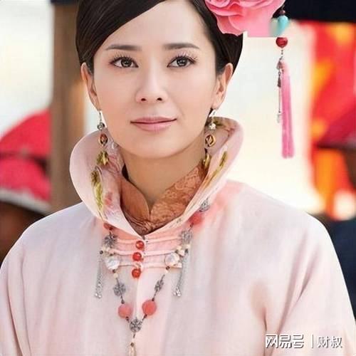 恩爱14年难敌现实?倒贴3套房,嫁农村小伙,郭羡妮自曝婚姻现状