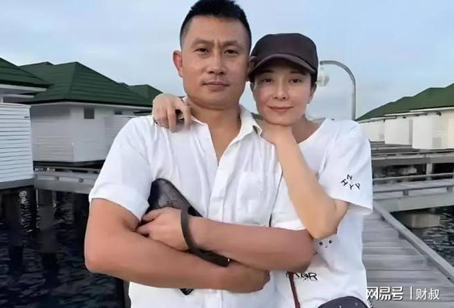 恩爱14年难敌现实?倒贴3套房,嫁农村小伙,郭羡妮自曝婚姻现状